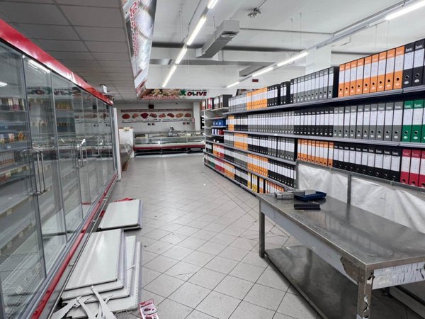 negozio in vendita a Fasano