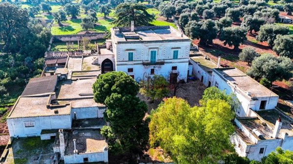 casale in vendita a Fasano