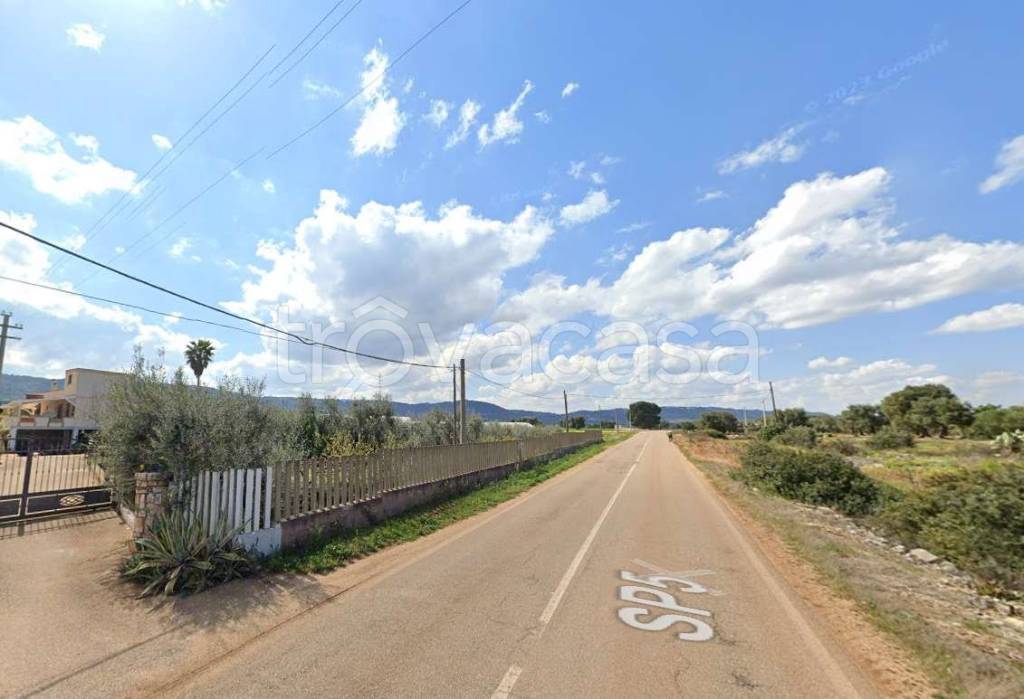 casa indipendente in vendita a Fasano