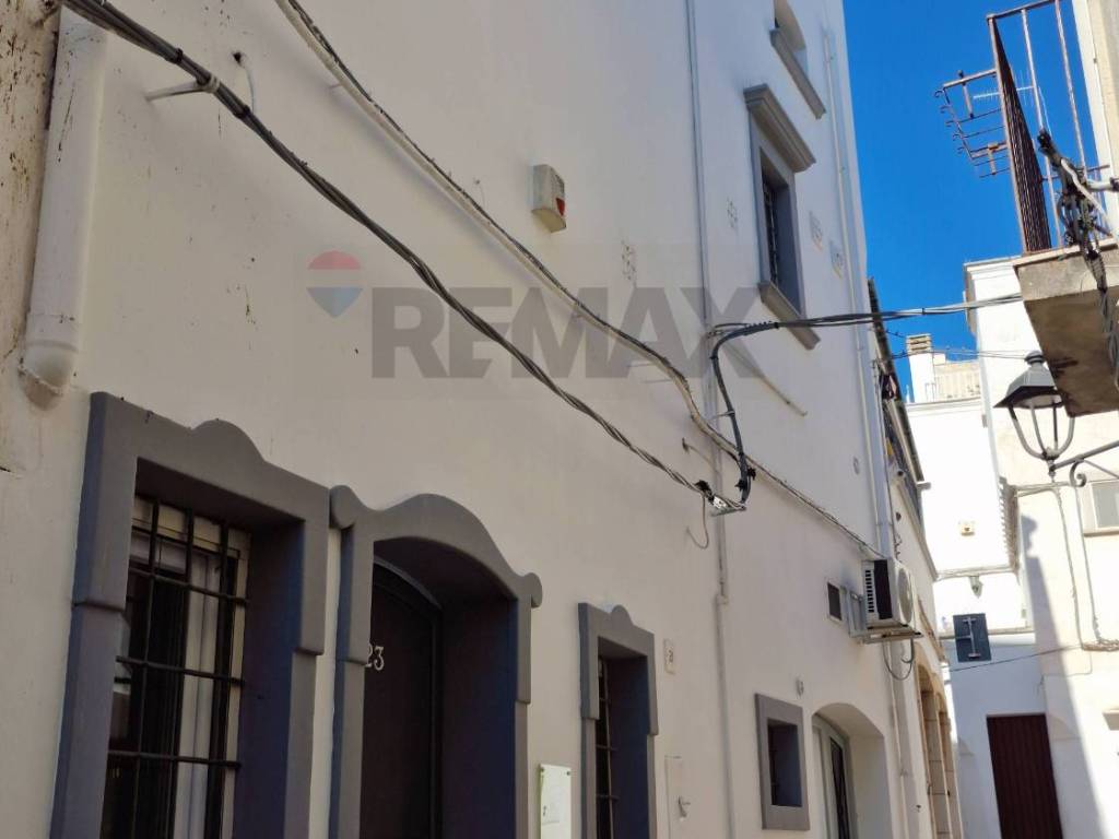 casa indipendente in vendita a Fasano