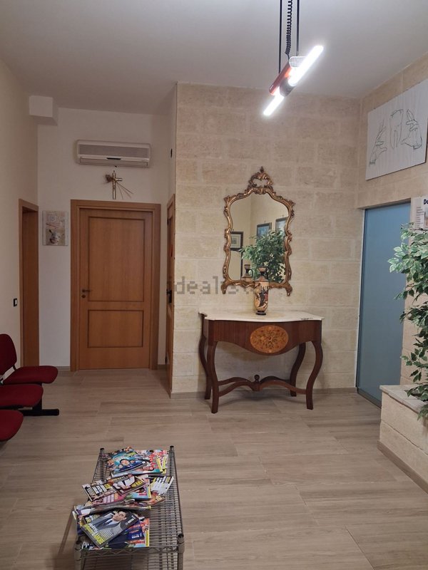 ufficio in vendita a Fasano