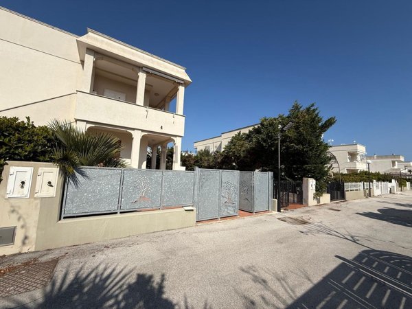 appartamento in vendita a Fasano in zona Torre Canne