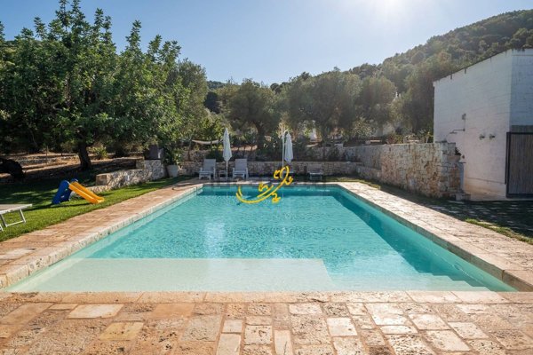 casale in vendita a Fasano