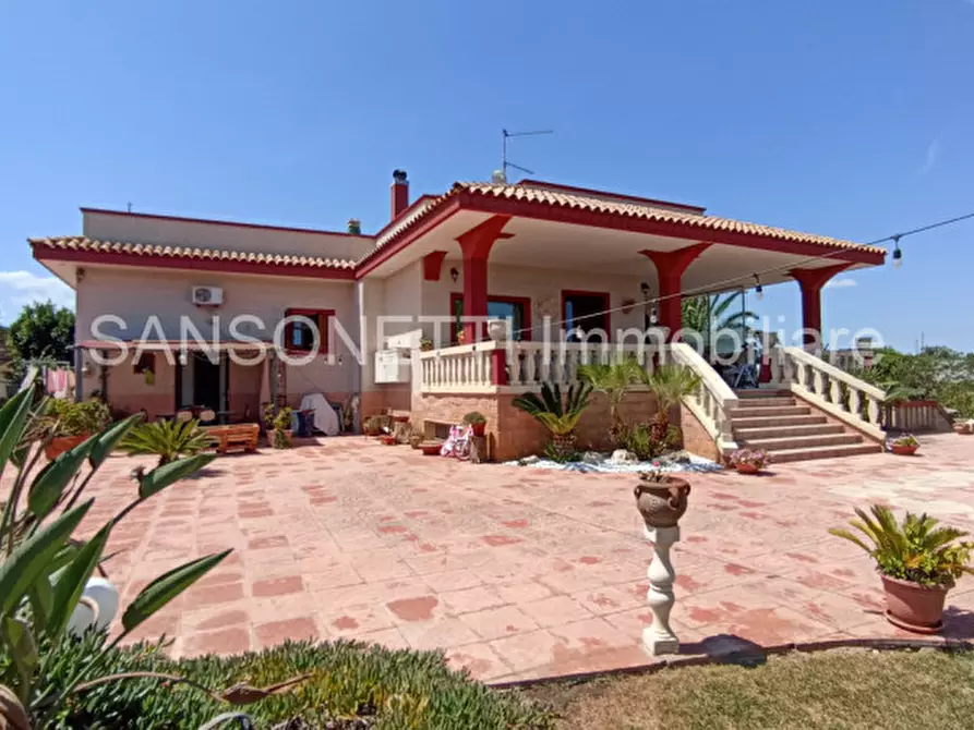 casa indipendente in vendita a Fasano