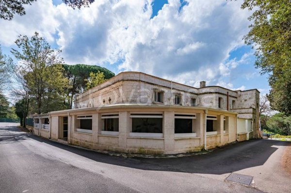 casa indipendente in vendita a Fasano