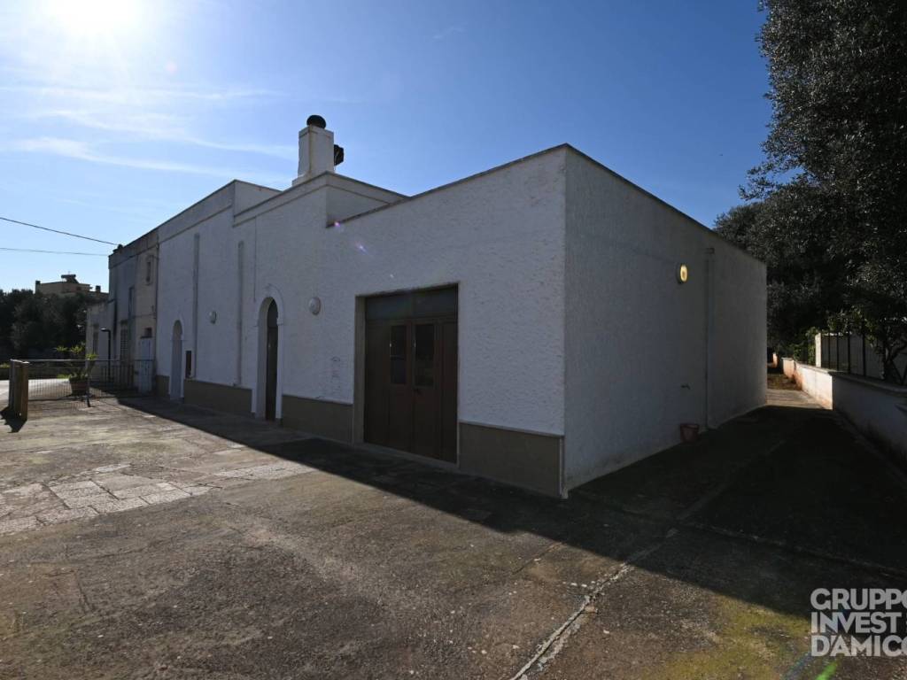 casa indipendente in vendita a Fasano in zona Pezze di Greco