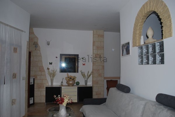 casa indipendente in vendita a Fasano in zona Pezze di Greco