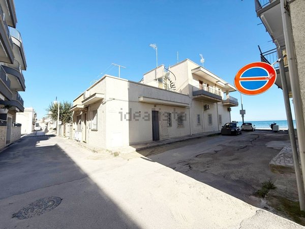 casa indipendente in vendita a Fasano in zona Torre Canne