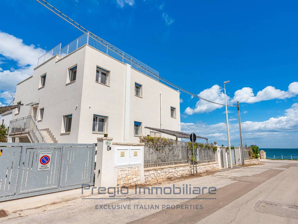 intera palazzina in vendita a Fasano in zona Torre Canne