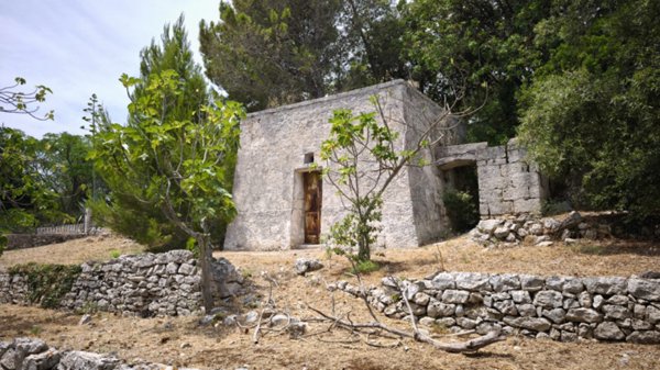 casale in vendita a Fasano in zona Laureto