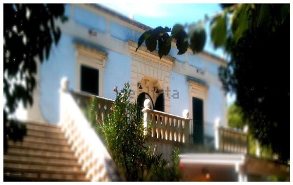 casa indipendente in vendita a Fasano in zona Laureto