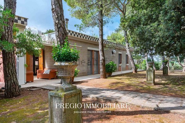 casa indipendente in vendita a Fasano