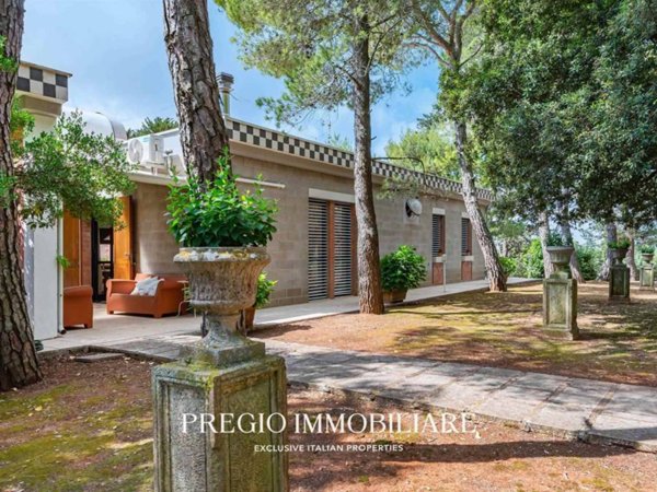 casa indipendente in vendita a Fasano in zona Laureto