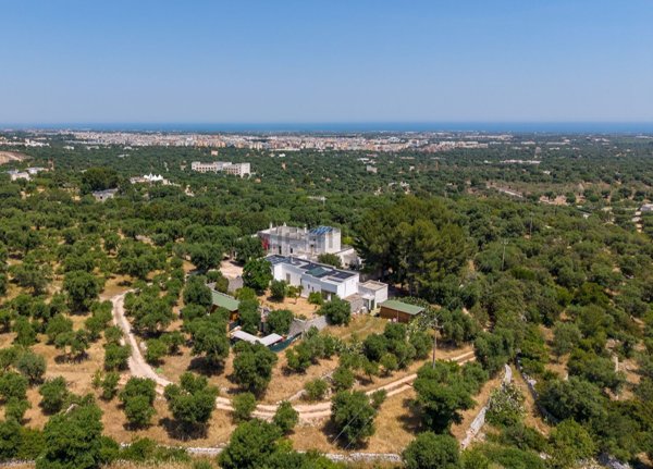 casa indipendente in vendita a Fasano