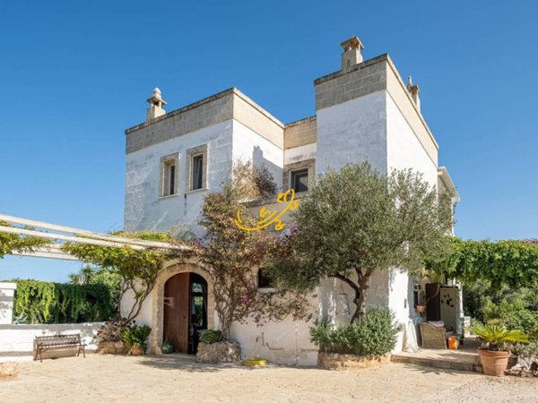 casa indipendente in vendita a Fasano in zona Torre Canne