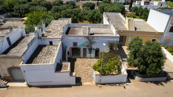 casa indipendente in vendita a Fasano in zona Montalbano