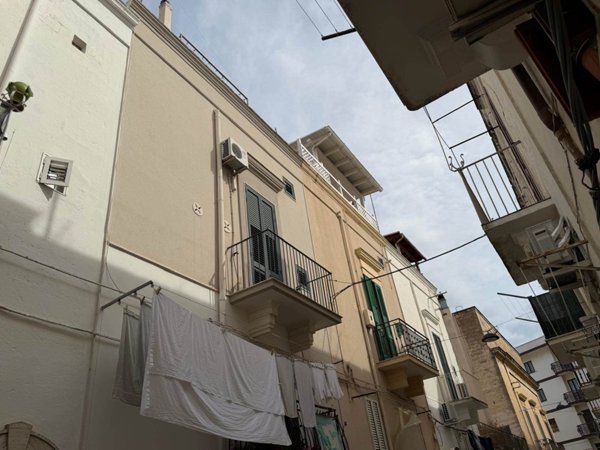 casa indipendente in vendita a Fasano