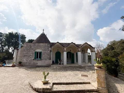 casa indipendente in vendita a Fasano in zona Laureto