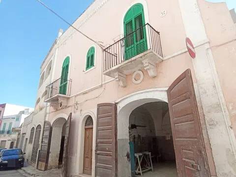 negozio in vendita a Fasano