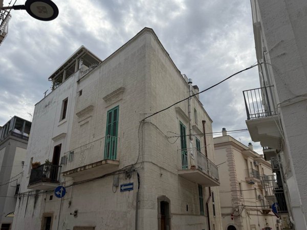 casa indipendente in vendita a Fasano