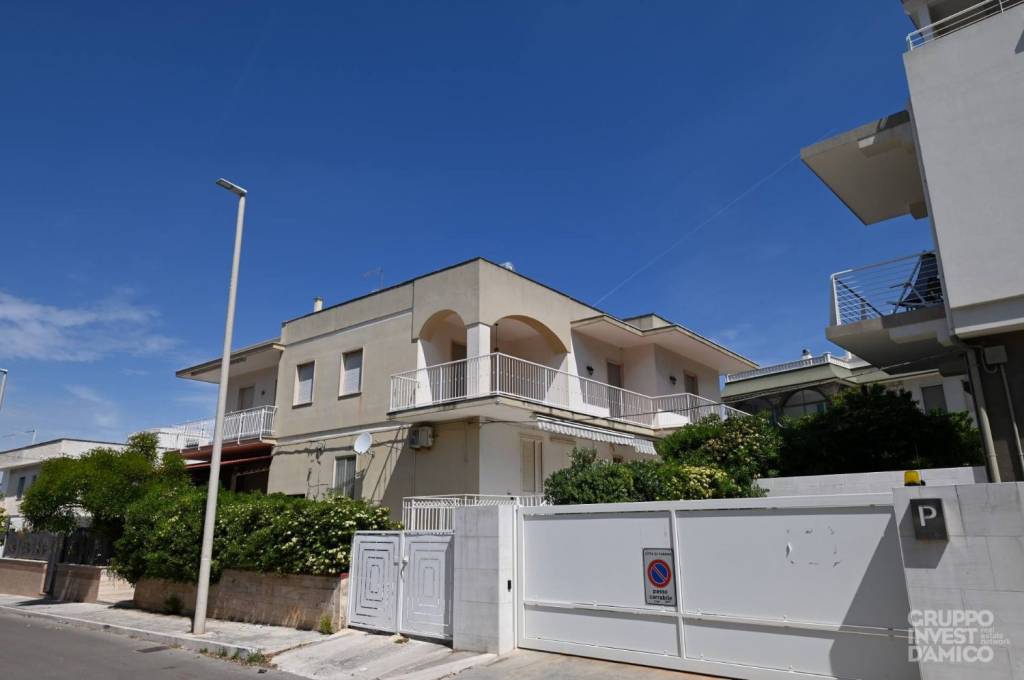 appartamento in vendita a Fasano in zona Torre Canne