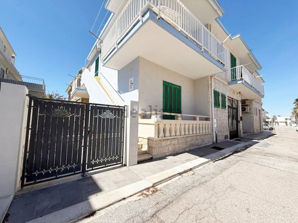 casa indipendente in vendita a Fasano in zona Torre Canne