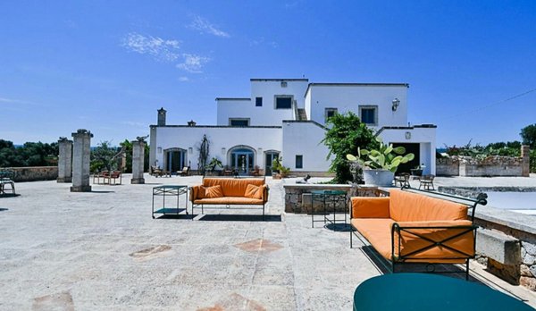 casale in vendita a Fasano in zona Savelletri