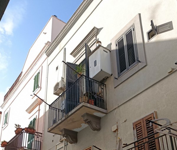casa indipendente in vendita a Fasano