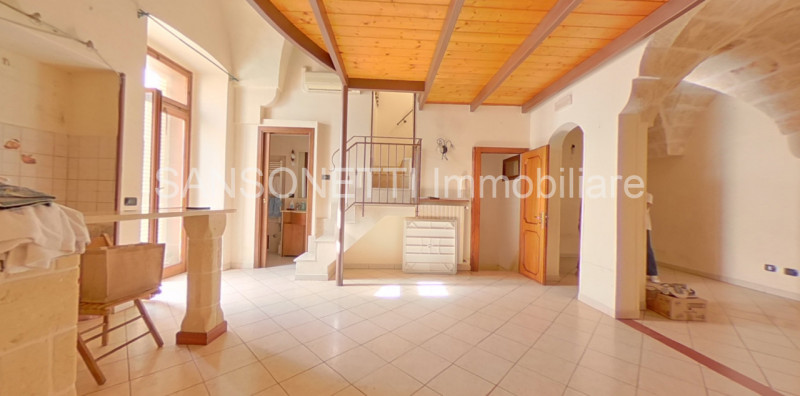 casa indipendente in vendita a Fasano