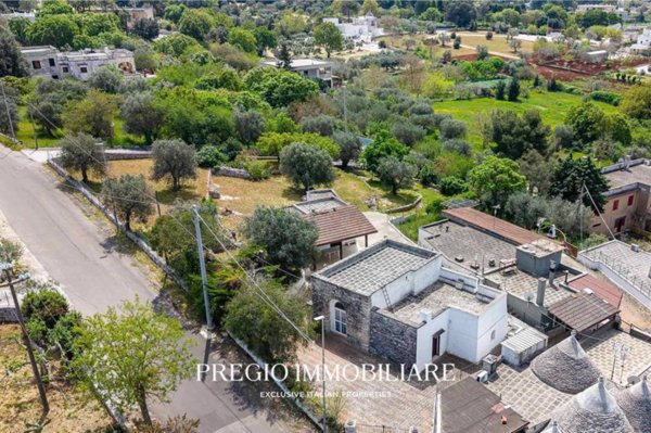 casa indipendente in vendita a Fasano in zona Laureto