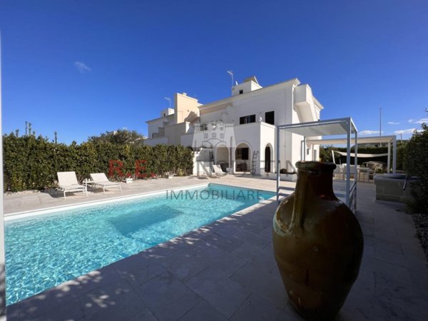 casa indipendente in vendita a Fasano in zona Montalbano