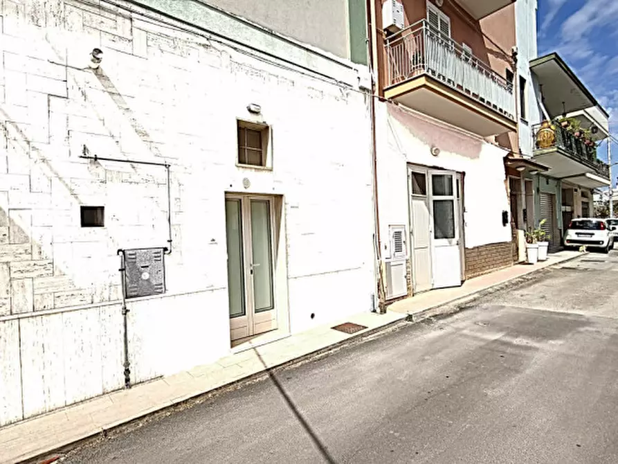 casa semindipendente in vendita a Fasano in zona Pezze di Greco