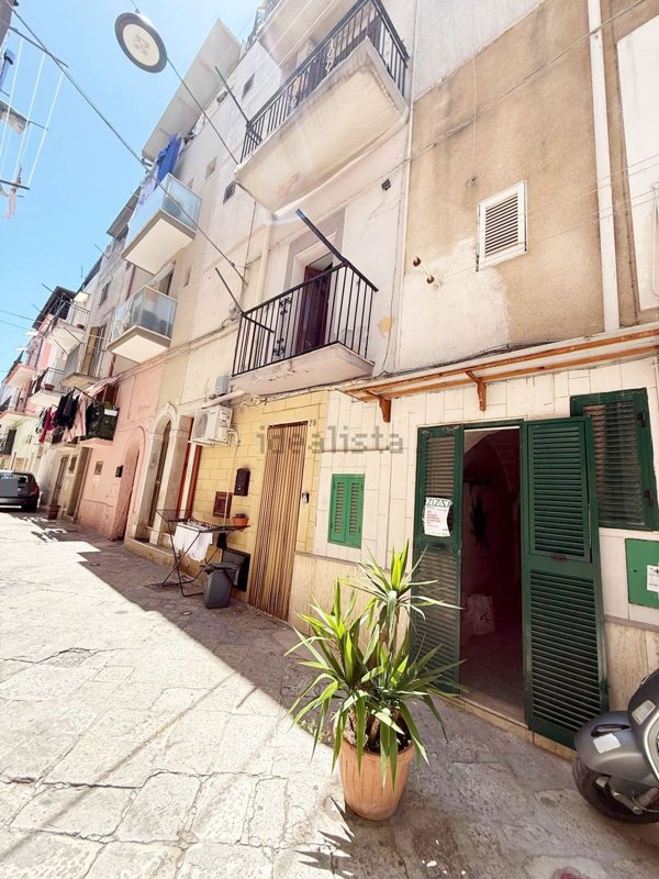 casa indipendente in vendita a Fasano