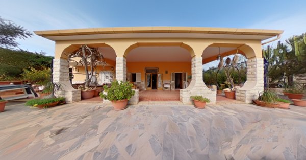 casa indipendente in vendita a Fasano in zona Savelletri