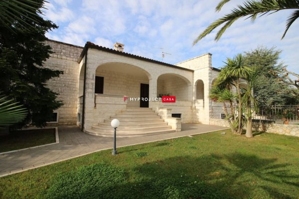 casa indipendente in vendita a Fasano in zona Canale di Pirro