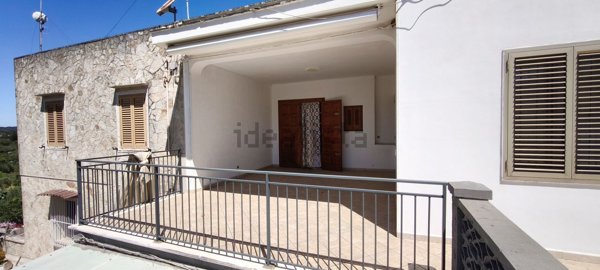 appartamento in vendita a Fasano in zona Laureto