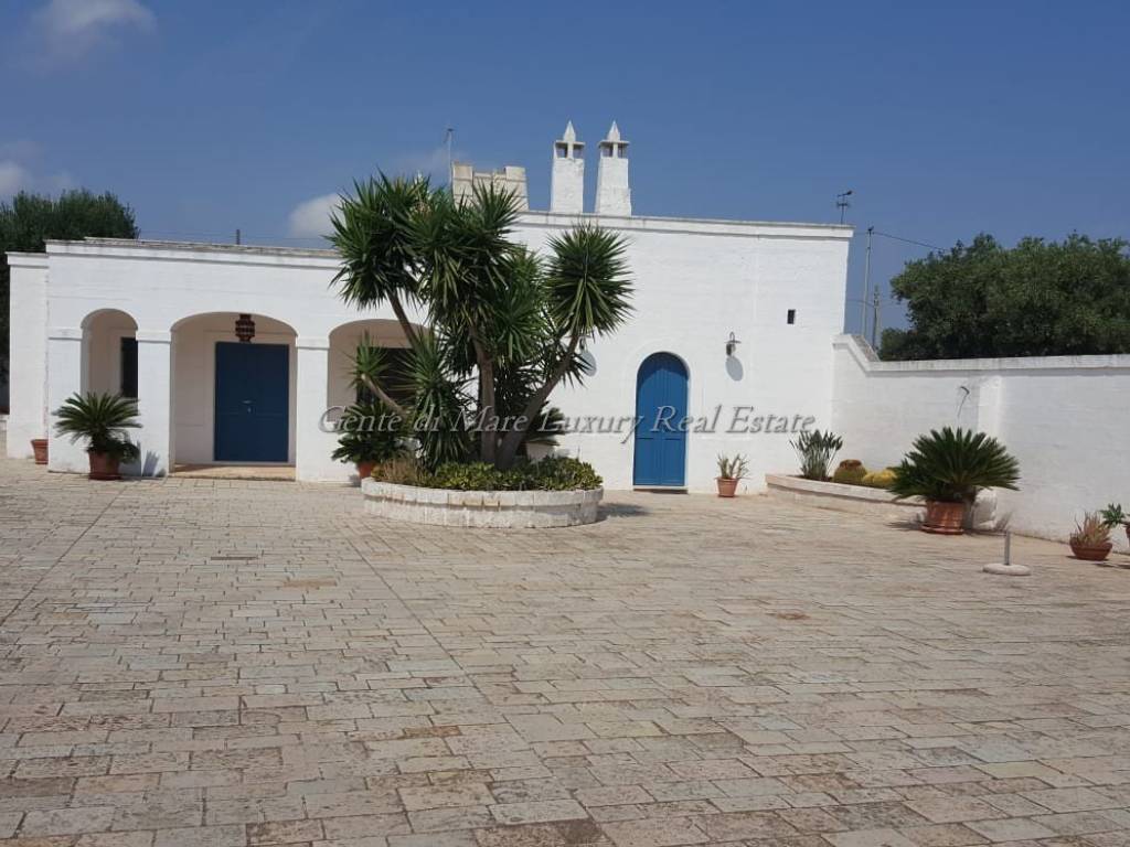 casa indipendente in vendita a Fasano in zona Montalbano