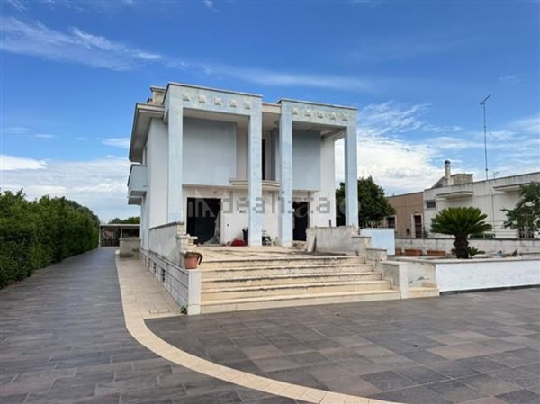 casa indipendente in vendita a Fasano in zona Pezze di Greco