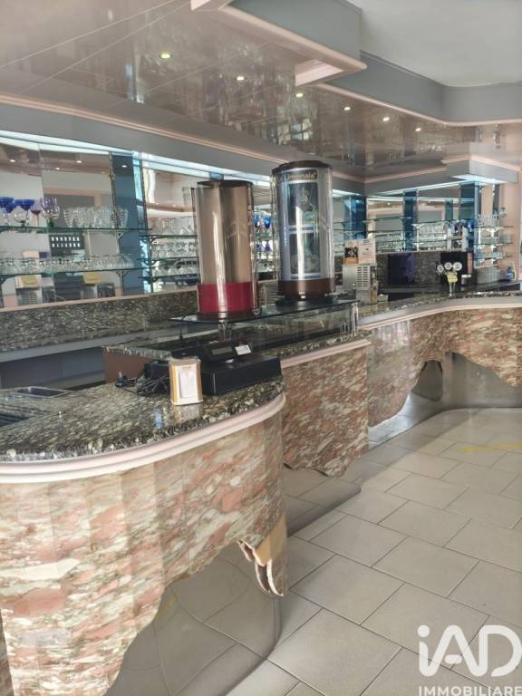 negozio in vendita a Fasano in zona Torre Canne