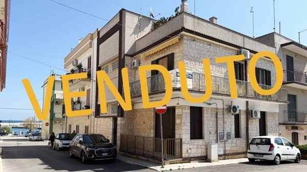 appartamento in vendita a Fasano in zona Savelletri