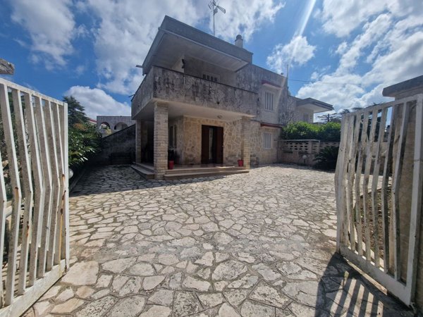 appartamento in vendita a Fasano in zona Laureto