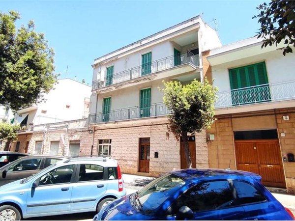 intera palazzina in vendita a Fasano