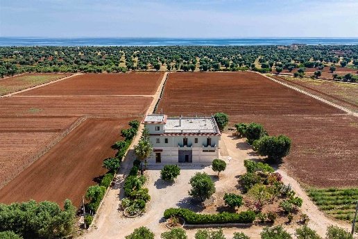 casa indipendente in vendita a Fasano in zona Savelletri
