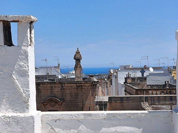casa indipendente in vendita a Fasano