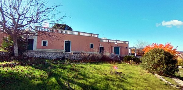 trivano in vendita a Fasano in zona Canale di Pirro
