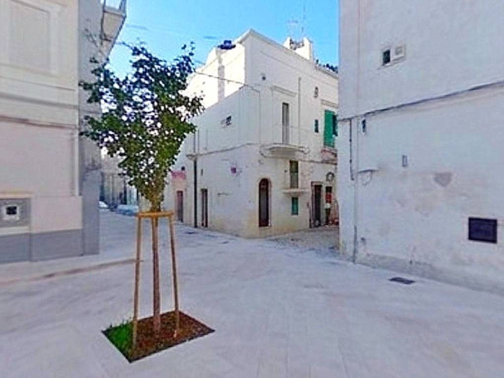 casa indipendente in vendita a Fasano