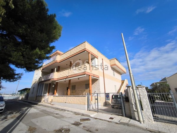 appartamento in vendita a Fasano in zona Torre Canne