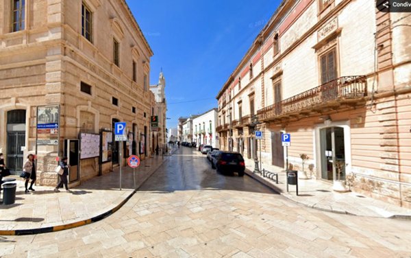 casa indipendente in vendita a Fasano