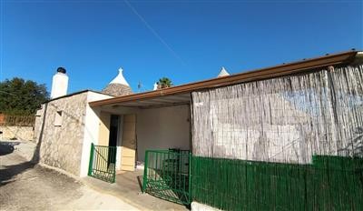 casa indipendente in vendita a Fasano