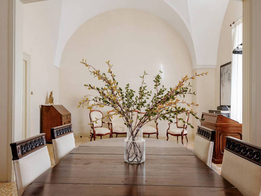 intera palazzina in vendita a Francavilla Fontana